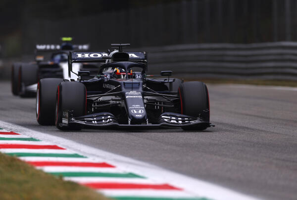 SI202109100492_hires_jpeg_24bit_rgb