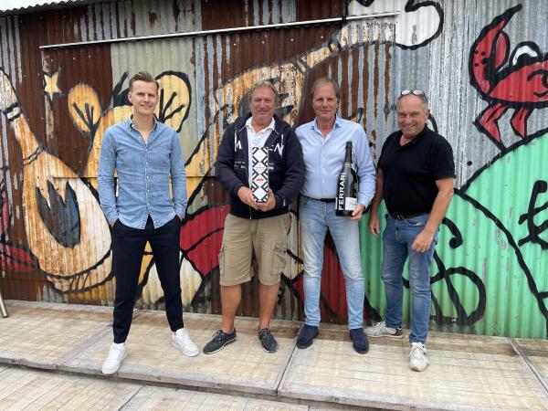 21C5E507-C588-47C0-9FEE-44F165E3BEAE