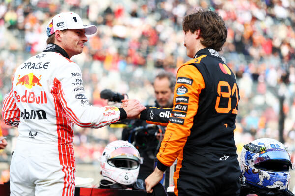 Oscar Piastri Max Verstappen