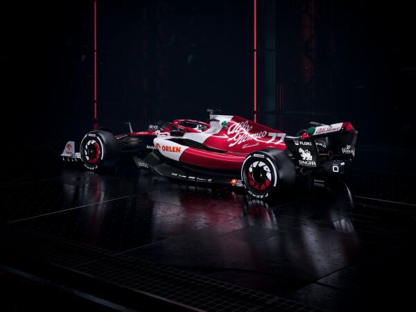 C42 livery reveal alfa romeo