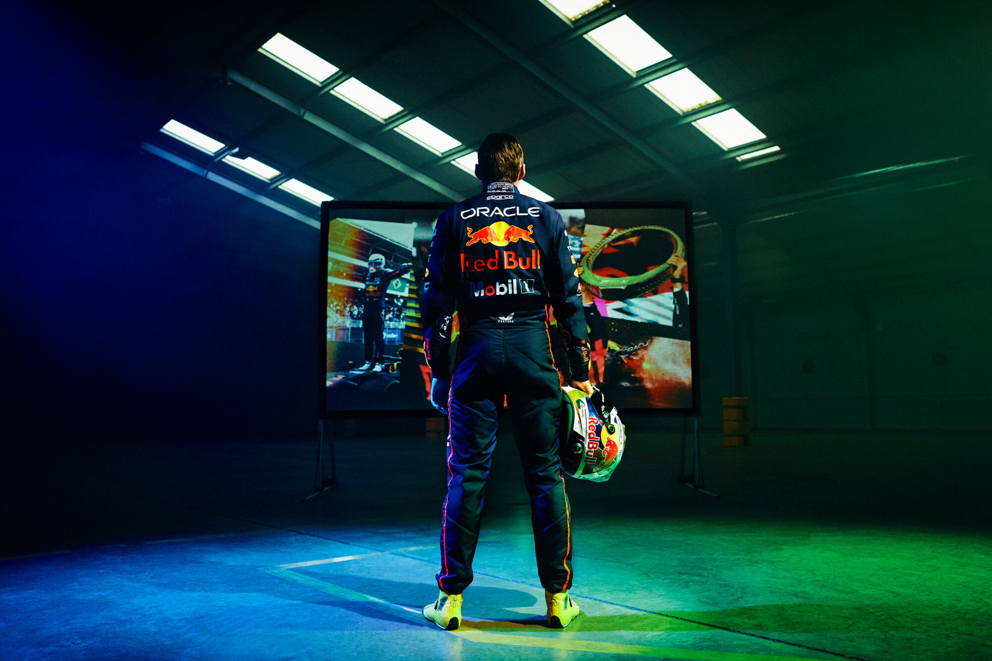 Max Verstappen speciale helm voor GP Brazilië (2)