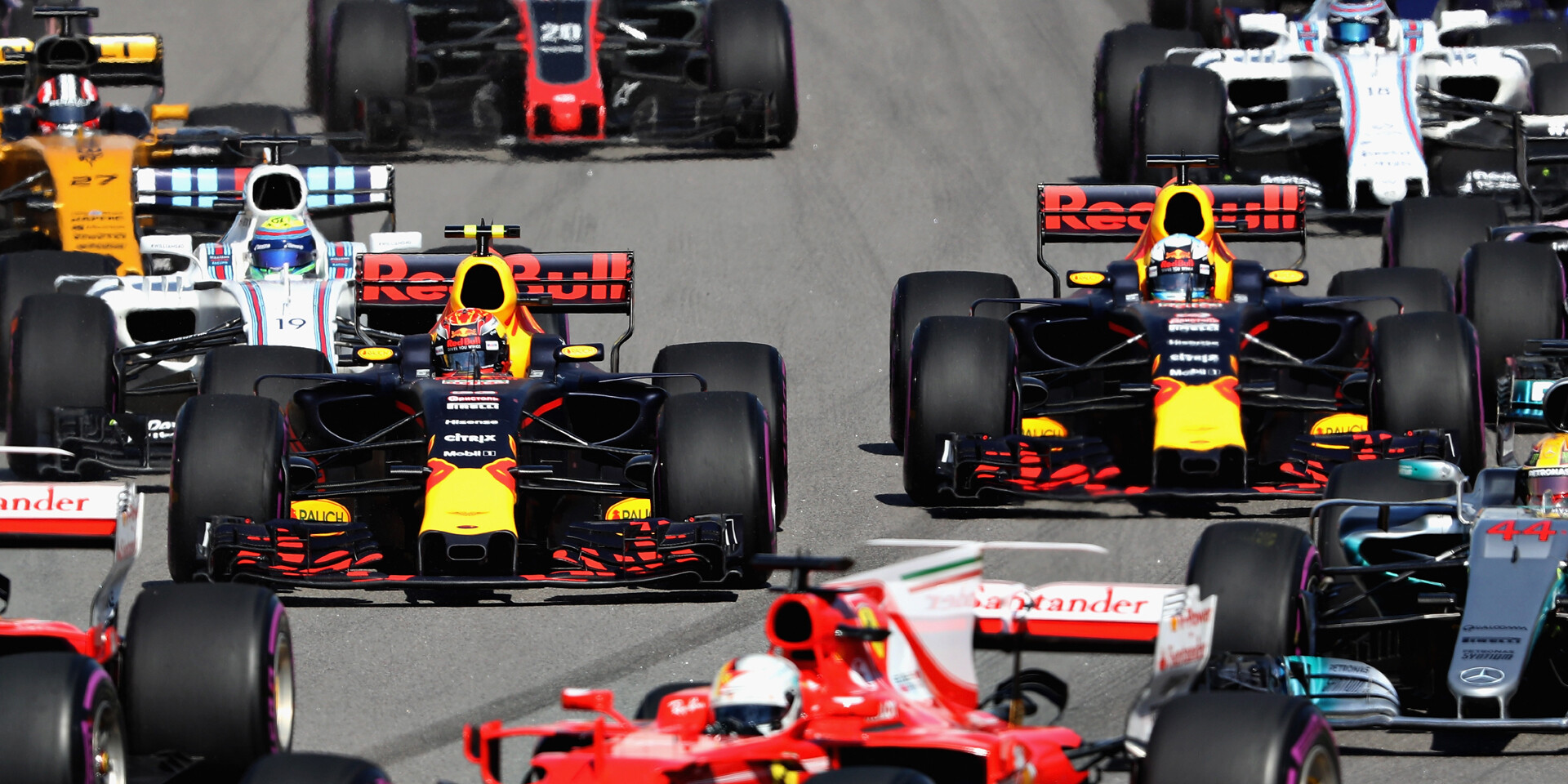 1920x960_Red_Bull_Racing_GP_Rusland_2017