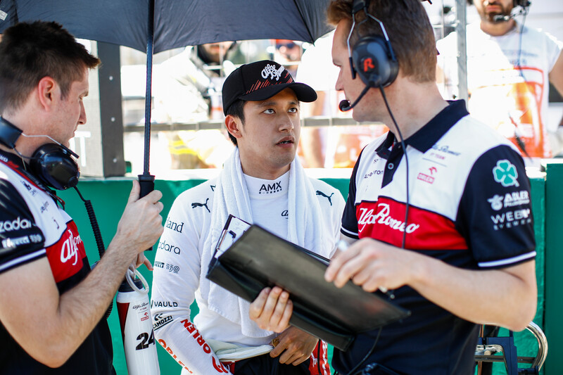 Zhou Bakoe race grid