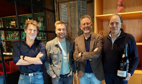 Podcast Formule 1 aan Tafel Verstappen Perez Uitzendrechten