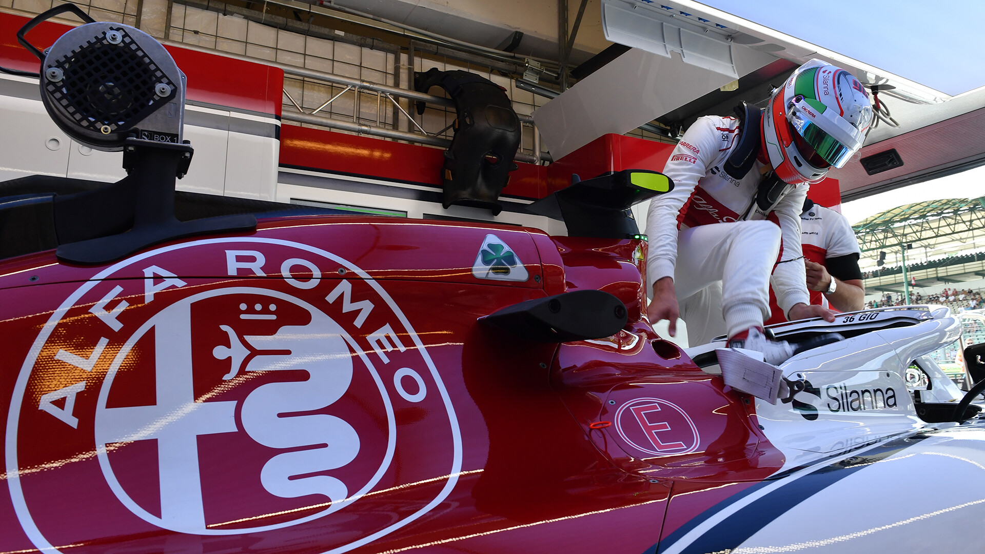 1920x1080-Antonio-Giovinazzi-Sauber-GP-Hongarije-2018-3