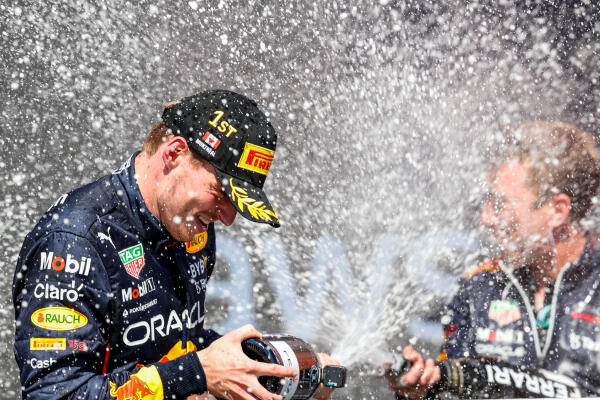 verstappen winnaar canada