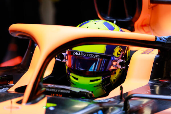 Lando Norris McLaren 2022 3