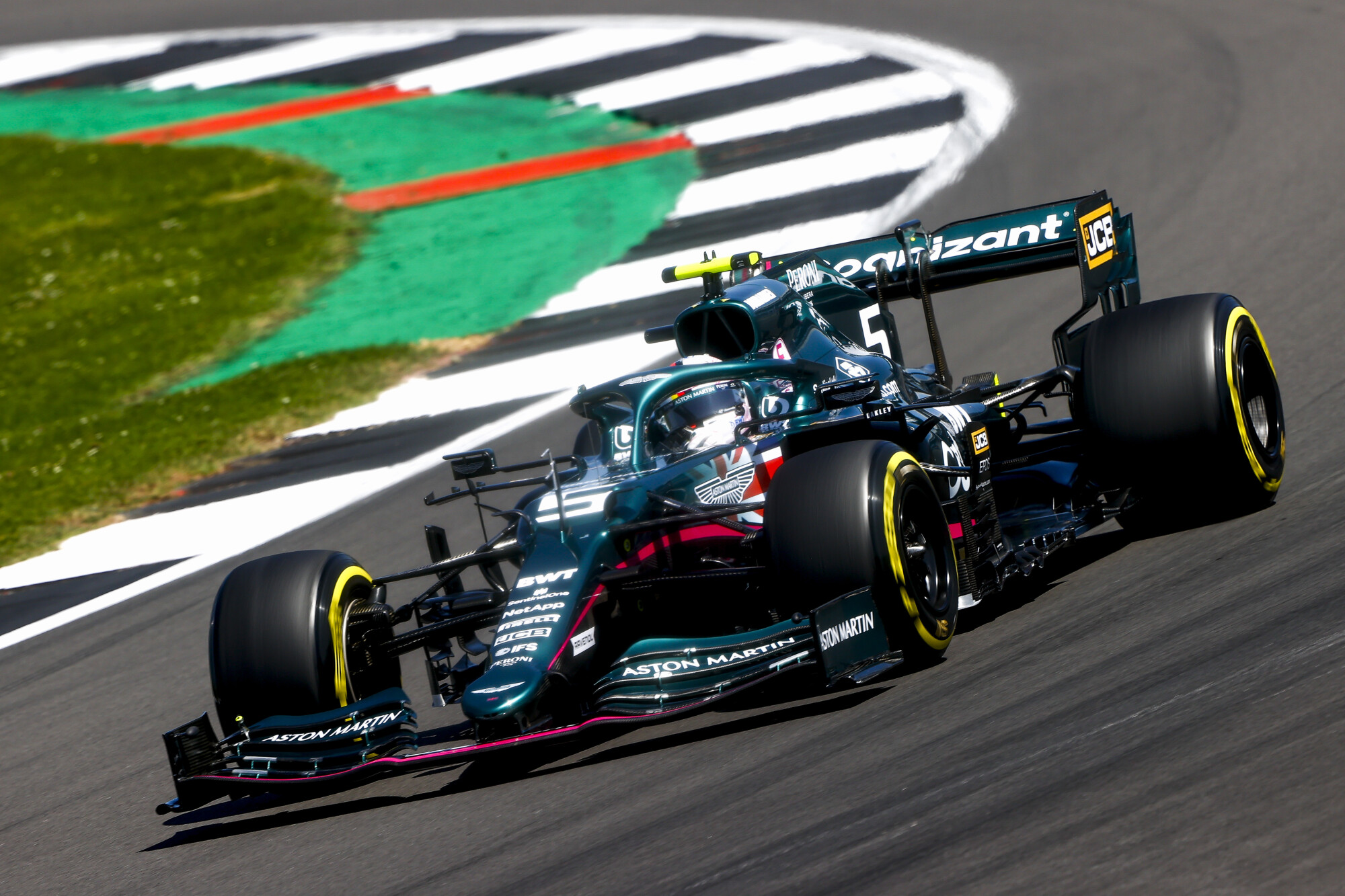 GP2110_110609_ONY7241