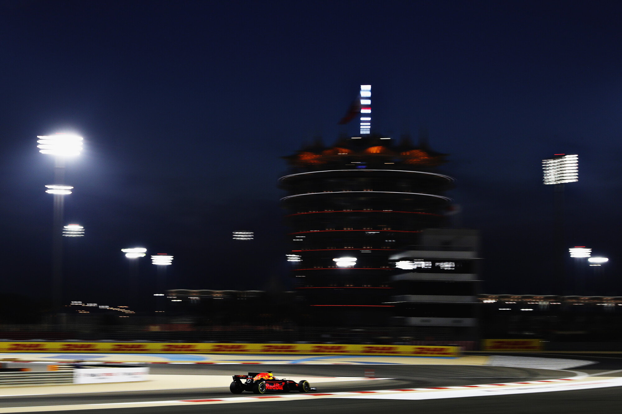 P-20170414-01001_HiRes-JPEG-24bit-RGB