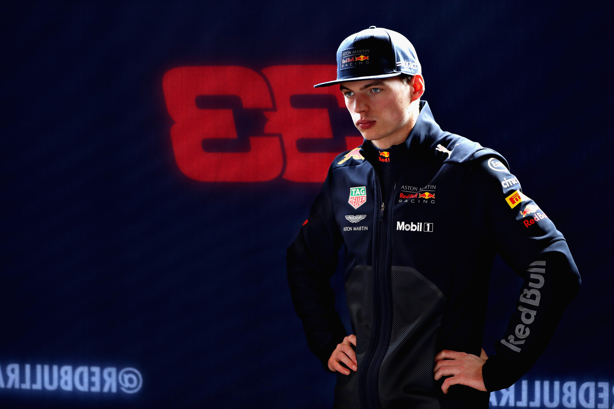 AP-1UWUE6GK92111_hires_jpeg_24bit_rgb-1