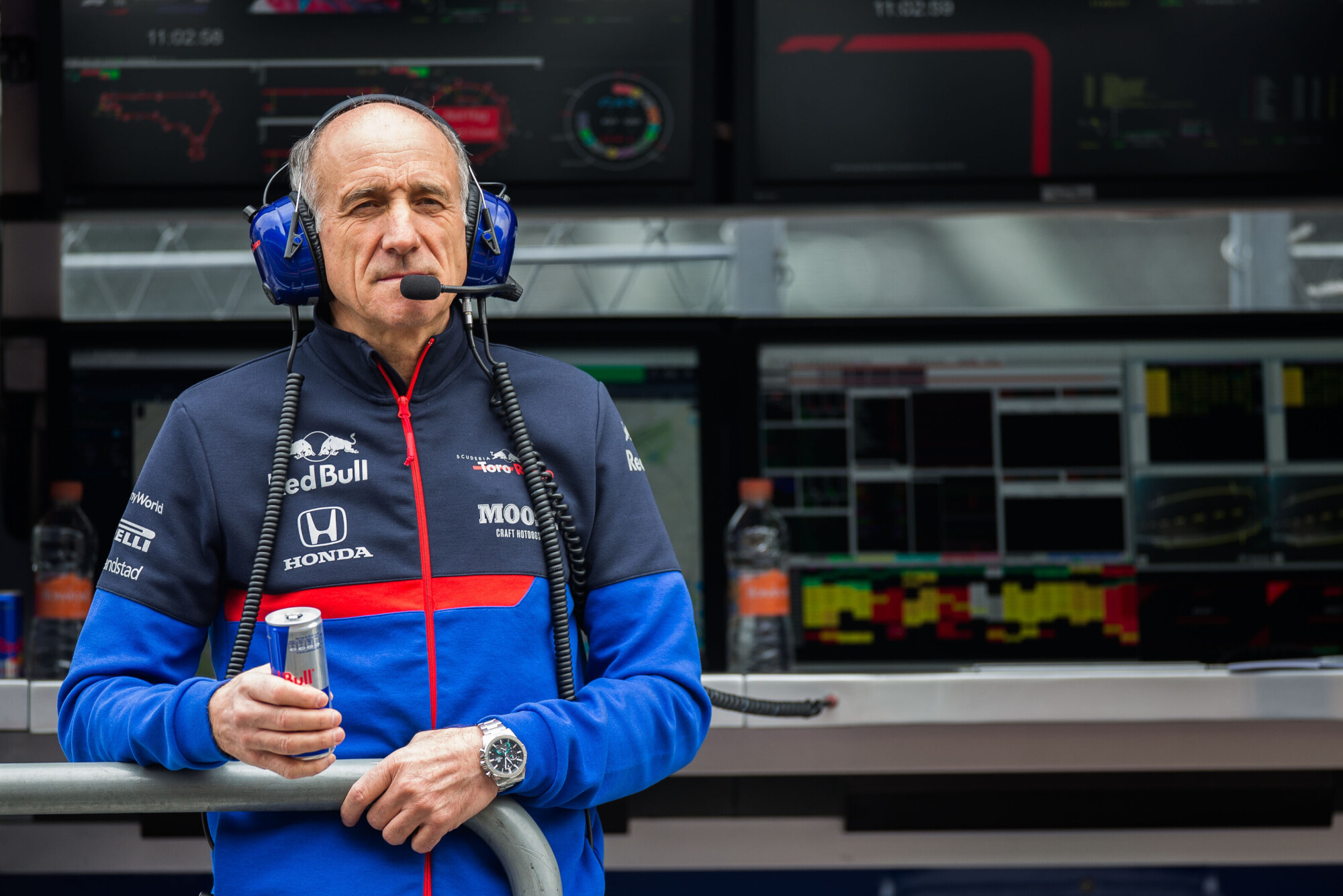 AP-21YZ5UCUW2111_news