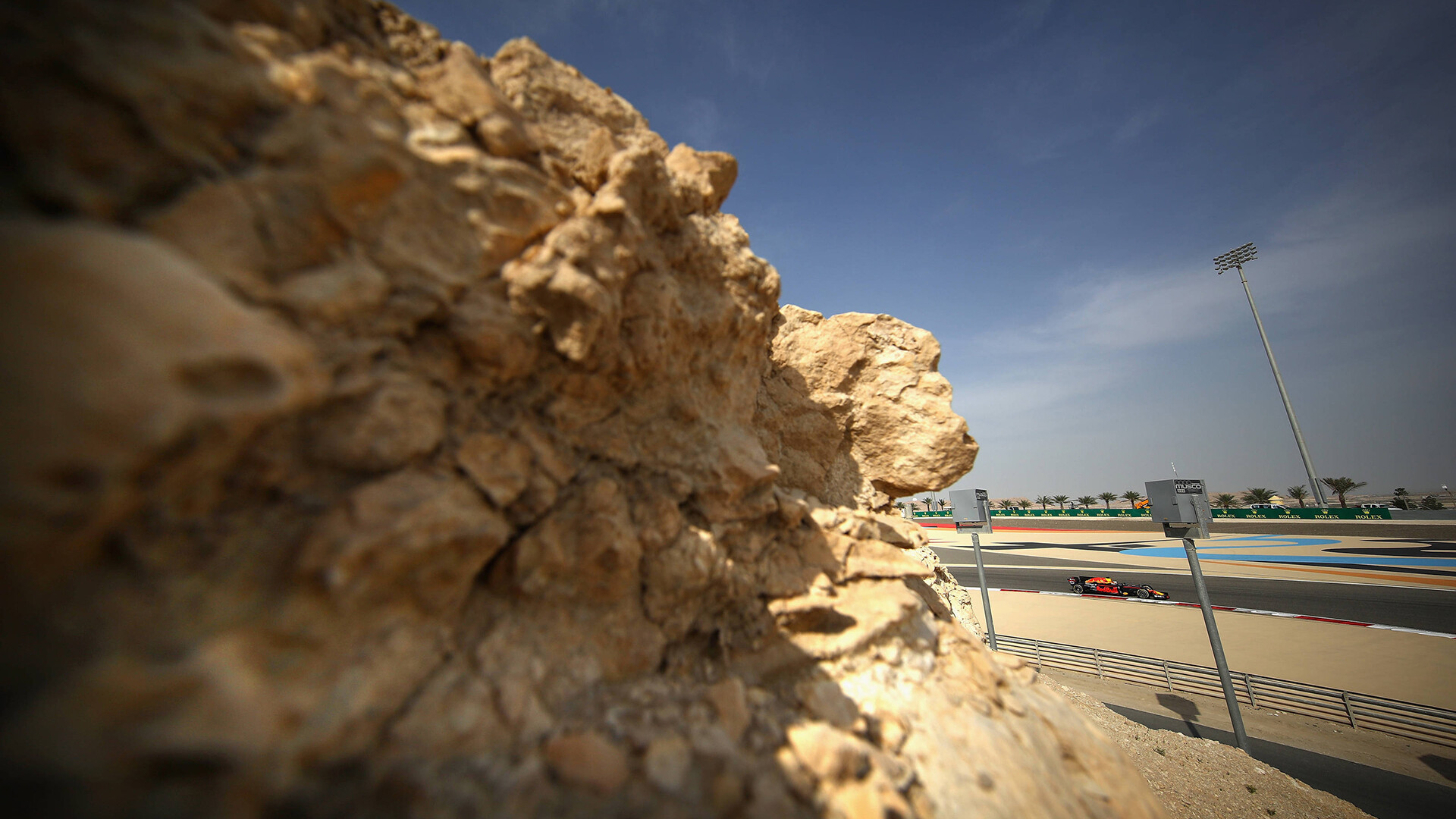 1920x1080-Red-Bull-Racing-GP-Bahrein-2017