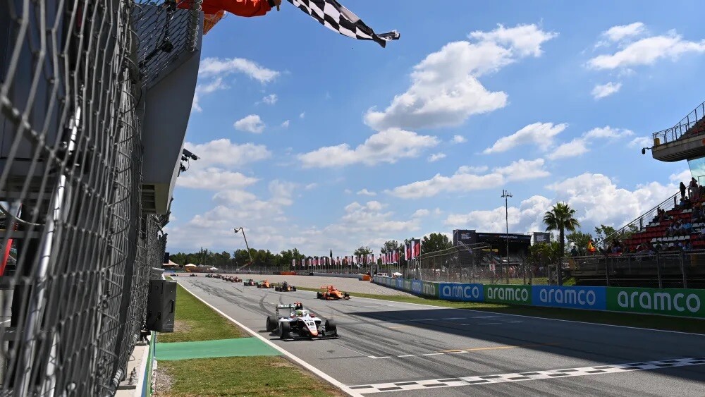 Mari-Boya-wint-thuisrace-in-spirnt-Barcelona-