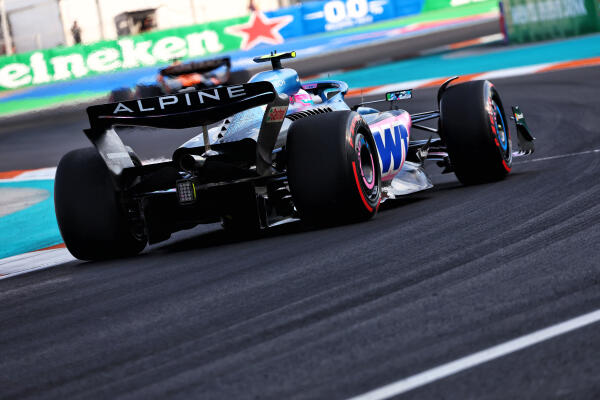 Achterkant Alpine Miami vrijdag 2023