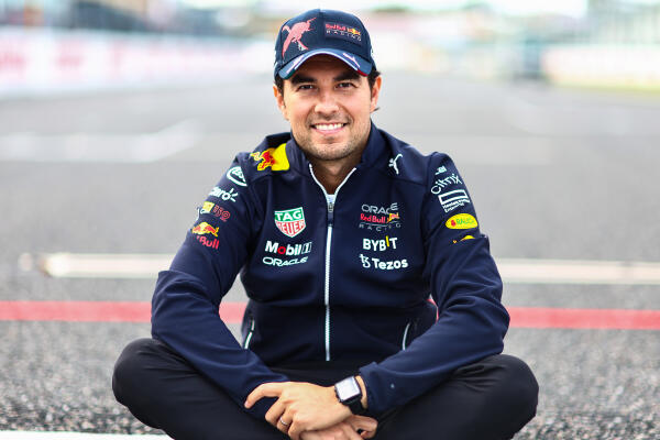 Sergio Perez vrijdag Japan 2022