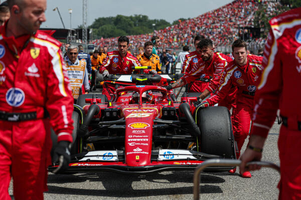 ferrari voor start imola