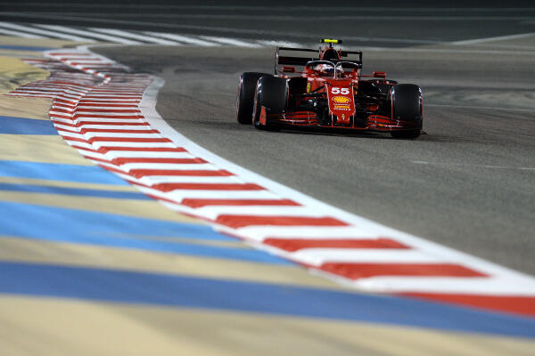 Sainz-bahrein-ferrari