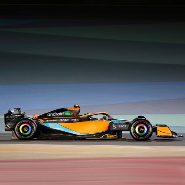 MCL36 mclaren 2022 google android chrome