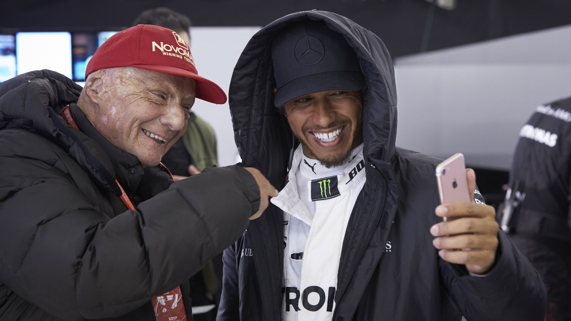 1920x1080-Mercedes-Niki-Lauda-Lewis-Hamilton-2017