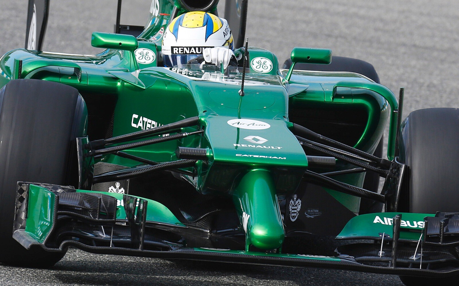 Caterham-CT05-06