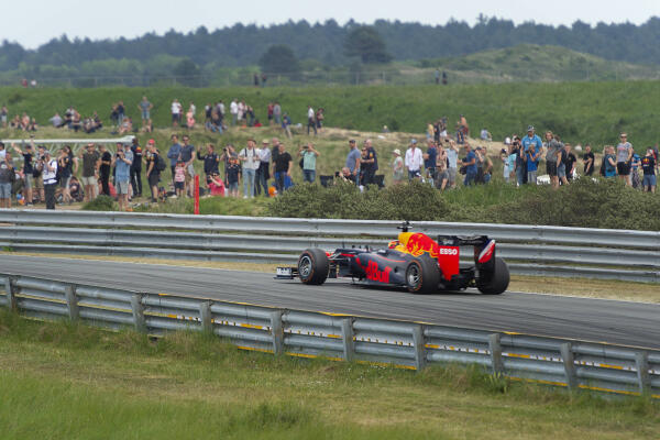 AP-1VQX9AMHW2111_news