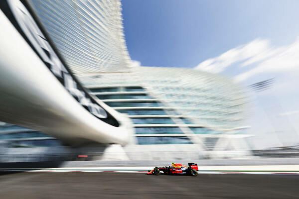 RBR-ABU_DHABI_VT1