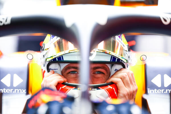 Max Verstappen zaterdag kwalificatie Barcelona 2023