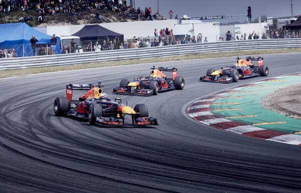 AP-1VRGD3A192111_news