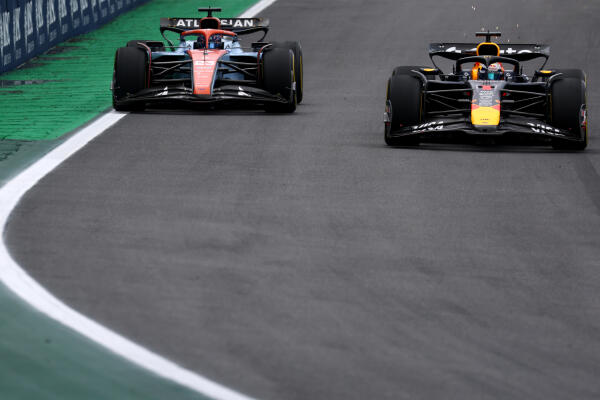 Alex Albon en Max Verstappen - F1 Grand Prix van Brazilië 2025
