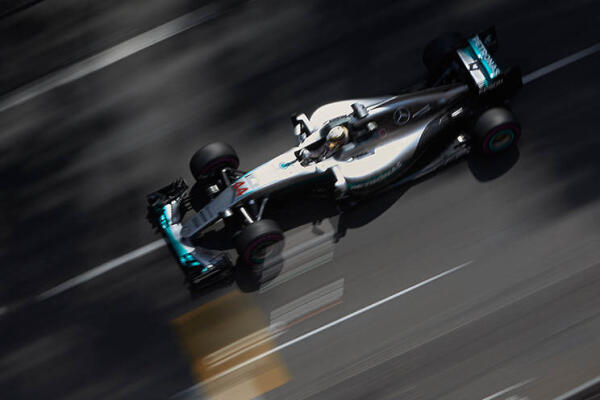 Lewis_Hamilton_Mercedes_AMG_F1_F1_GP_Canada_2016