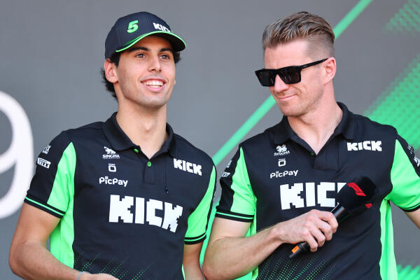 Gabriel Bortoleto Nico Hülkenberg podium vrijdag Spanje 2025