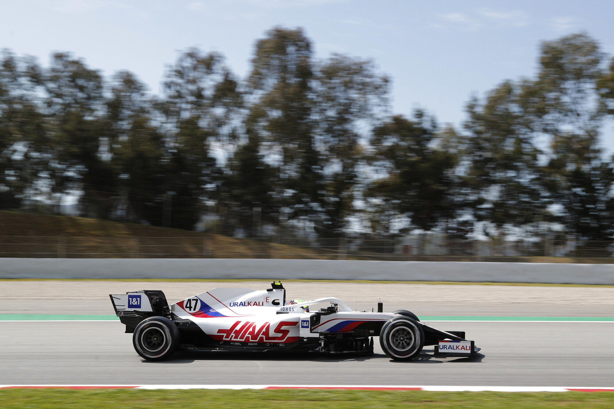 1018595792-LAT-20210507-GP2104_093606_2ST8610-212