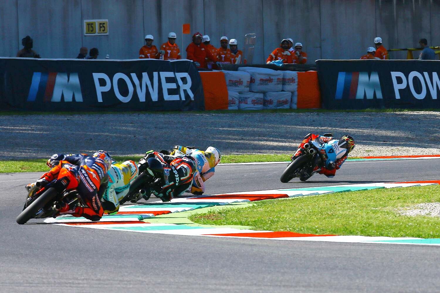 images_2016_MotoGP_05_160521_Mugello_244