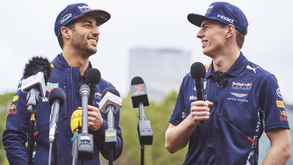 1920x1080-Daniel-Ricciardo-Max-Verstappen-2017