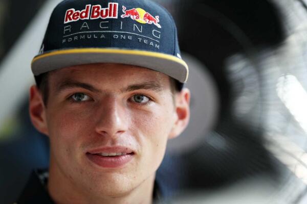 Max_Verstappen_Red_Bull_Racing_F1_Grand_Prix_Duitsland_2016_T