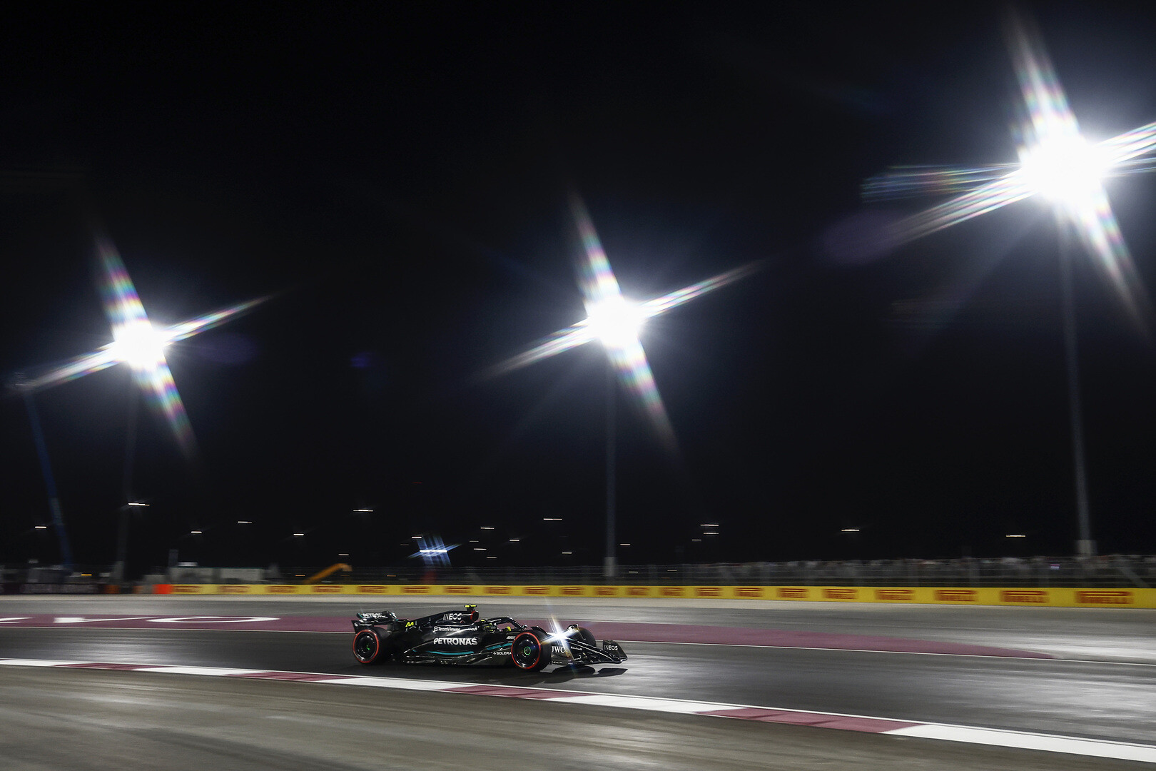 hamilton-qatar-2023-vrijdag