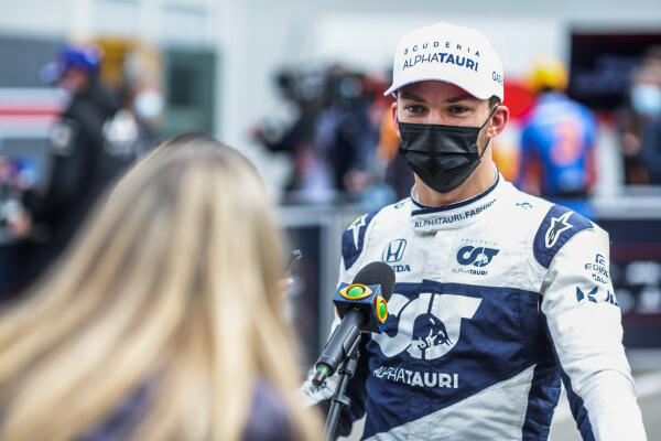 SI202104170213_hires_jpeg_24bit_rgb