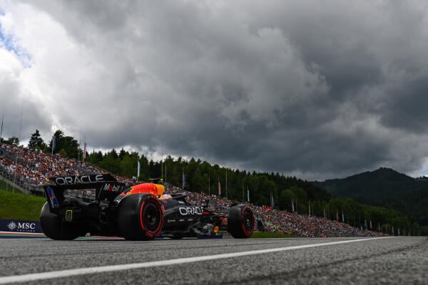 Max Verstappen (2) - VT1 GP Oostenrijk 2025