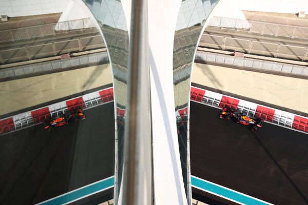 Sergio Pérez testdagen Abu Dhabi 2021