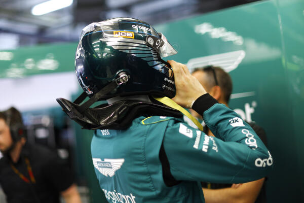 Stroll helm Bahrein 2023