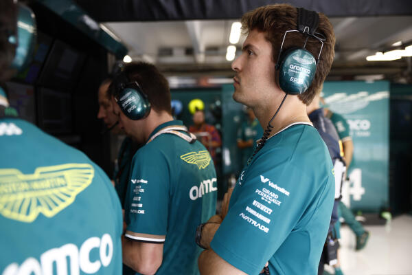 GP2413_124339_I6A8905