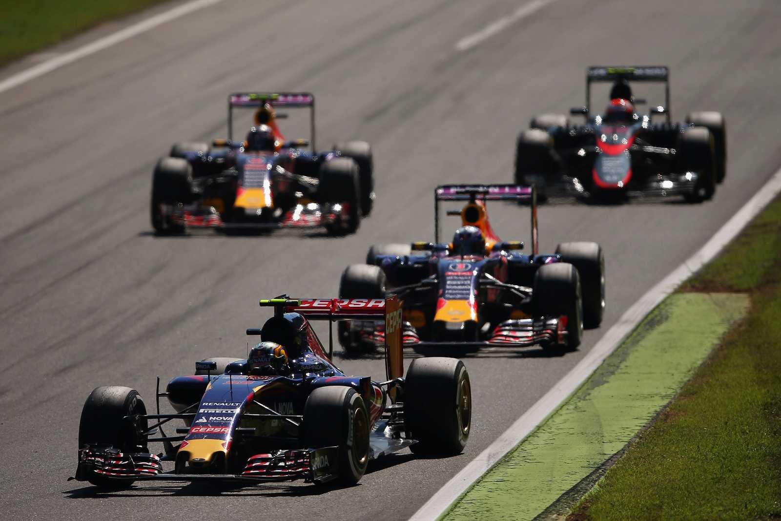 Toro_Rosso_Red_Bull_Renault_scheiding