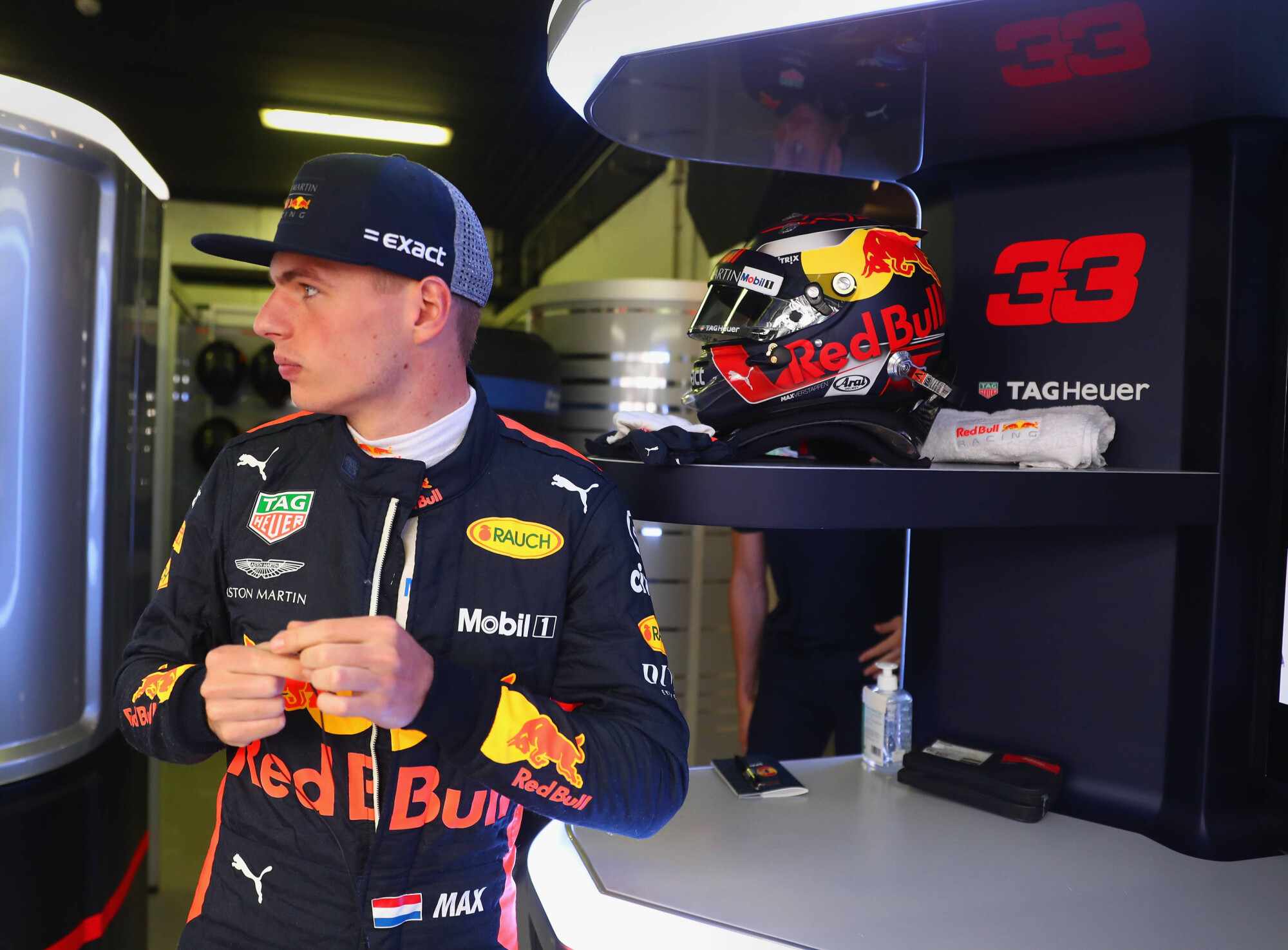 AP-1VMNQXT6S2111_news