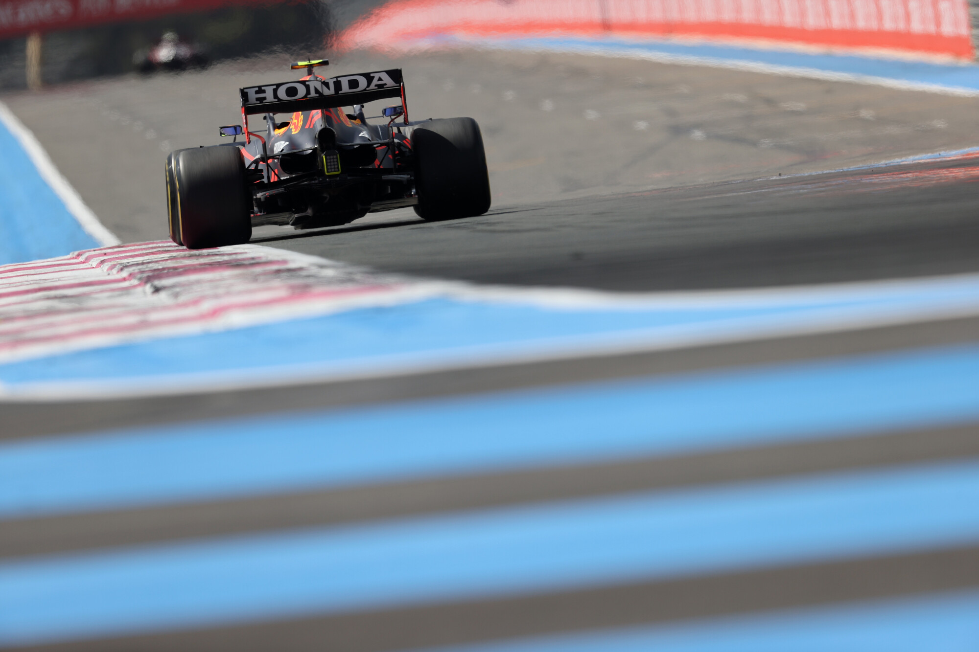 SI202106180530_hires_jpeg_24bit_rgb