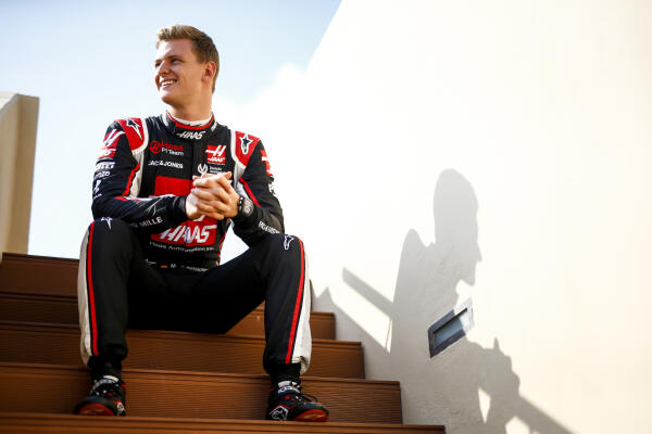 1018375403-LAT-20201209-GP2017_102647_ONZ3375-151