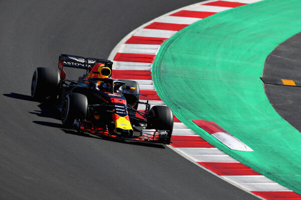 AP-1UYGAZTS12111_hires_jpeg_24bit_rgb