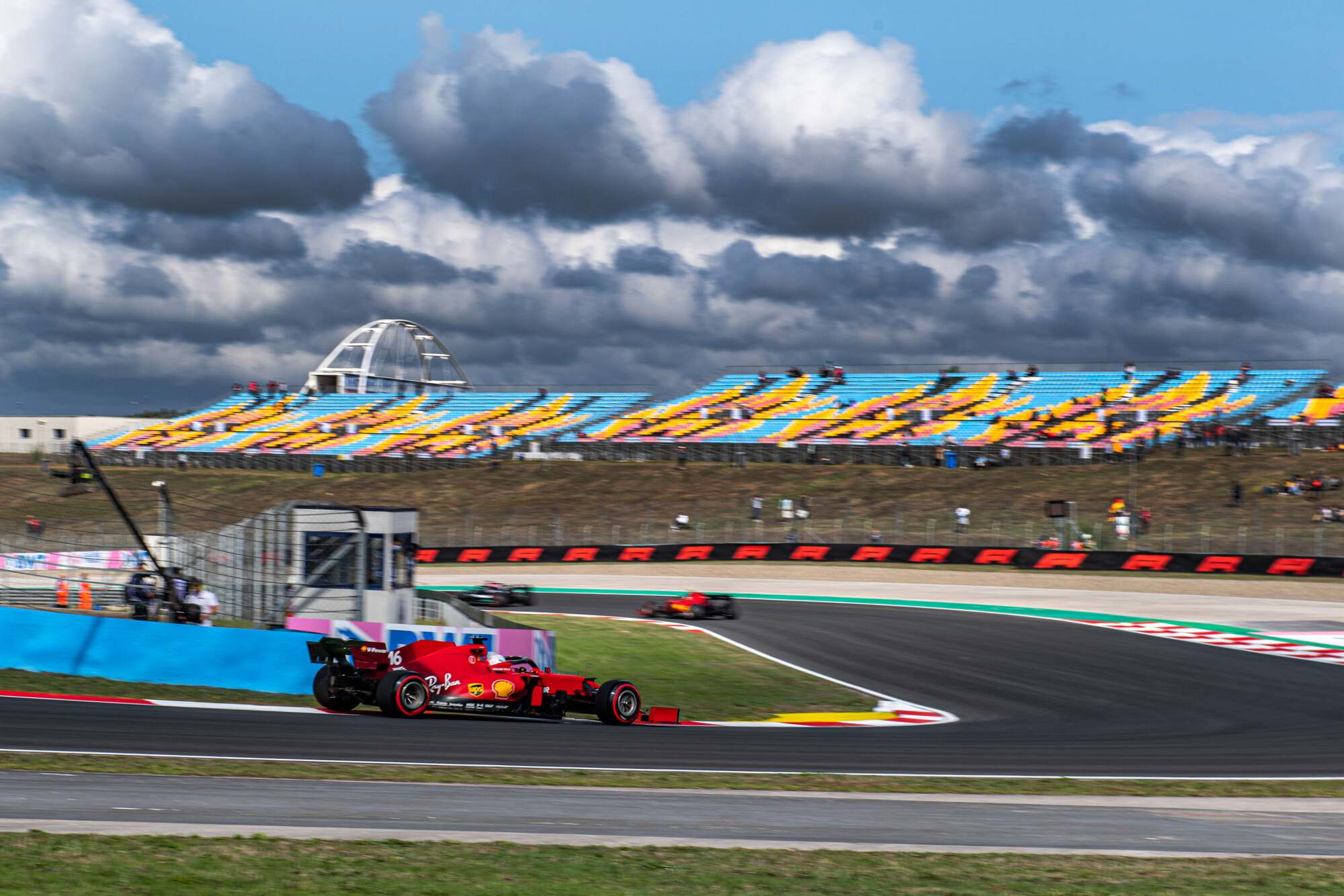 21024-turkish-gp-2021-friday