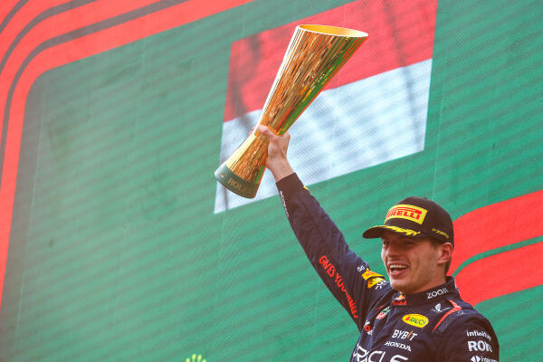 Verstappen podium zondag Oostenrijk 2023