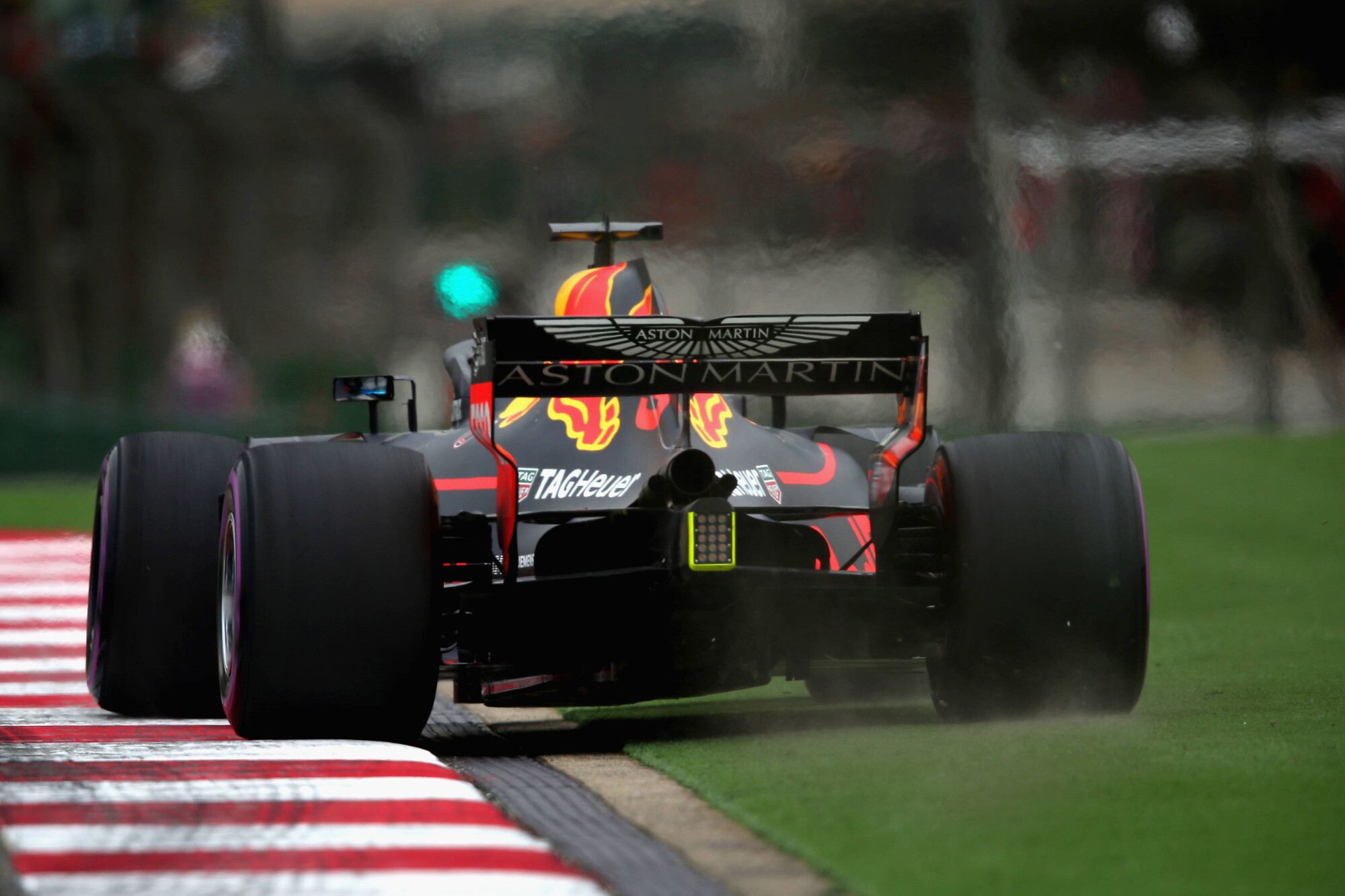 AP-1VBK7MMV12111_news