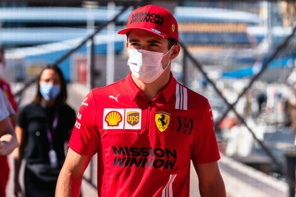 21018-scuderia-ferrari-monaco-gp-wednesday